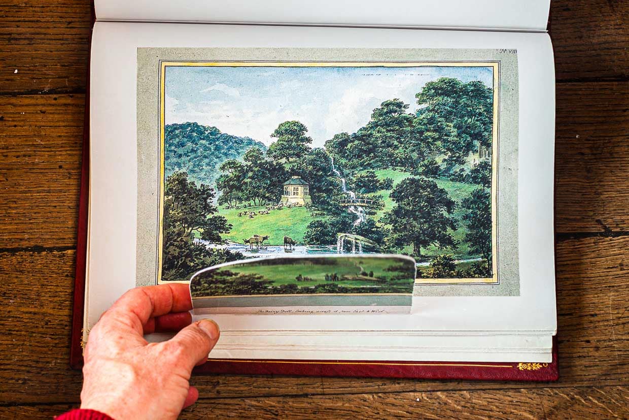 Gartenarchitekt Humphrey Rapton betrieb großen Aufwand in der Präsentation und überzeugte mit seinen Roten Büchern viele seiner Auftraggeber / © Foto: Georg Berg