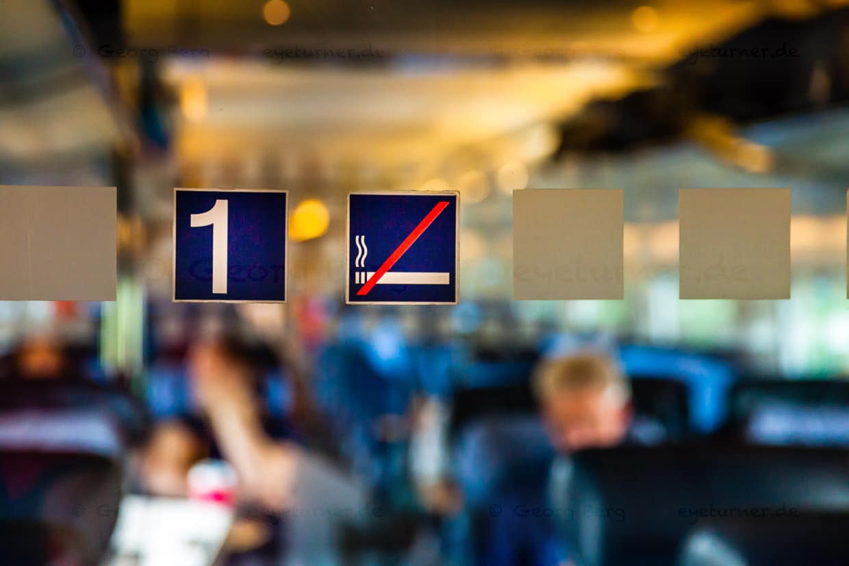 Reisen mit viel Bewegungsfreiheit in der ersten Klasse des ICE / © Foto: Georg Berg