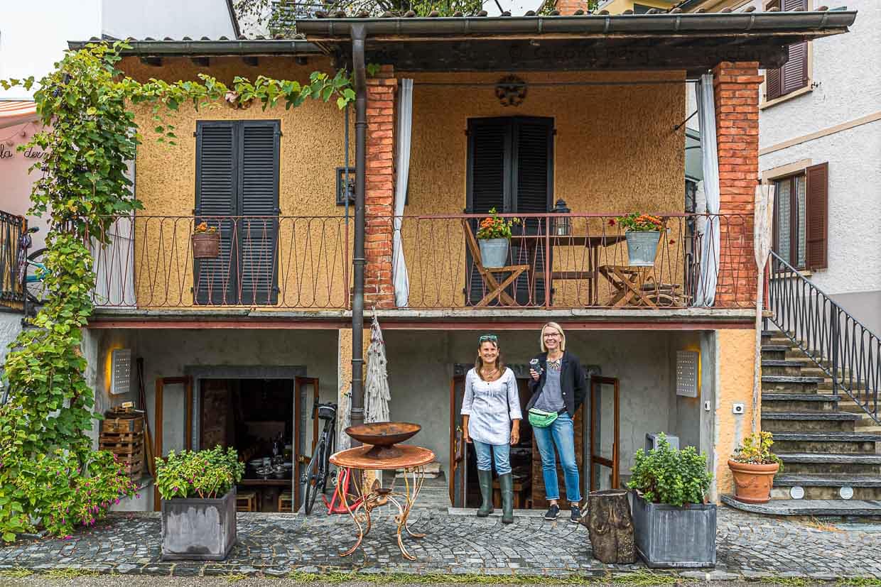 Die Cantine von Gabriella Monfredini in Melide. In den Kellerräumen des ehemaligen Naturkellers sind heute eine Küche und ein Speiseraum mit langer Tafel untergebracht