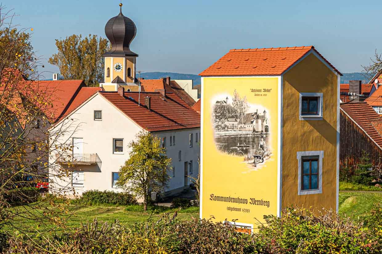 In Wernberg-Köblitz erinnert nur noch ein Umspann-Haus an das ehemalige Kommunbrauhaus, das an dieser Stelle einem Brand zum Opfer fiel