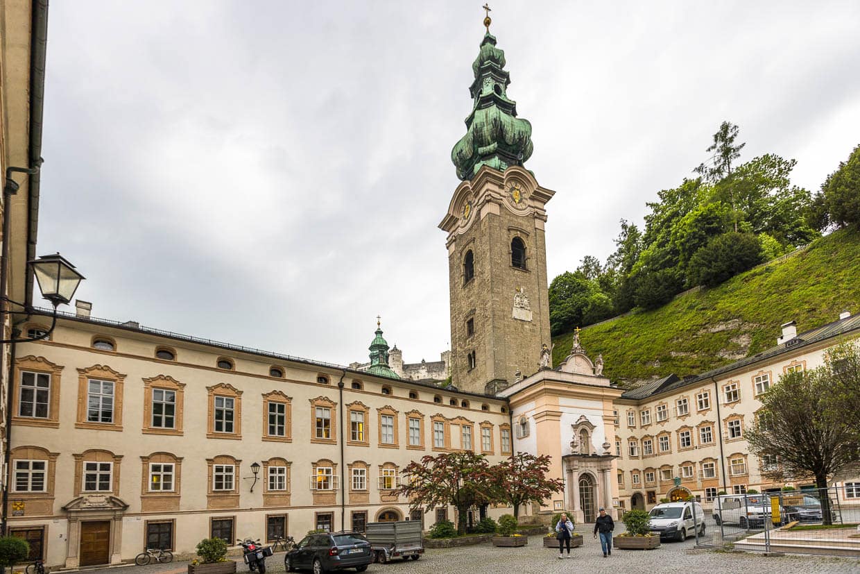 Stift Sankt Peter, également appelée Erzabtei St. Peter (lat. Archiabbatia sancti Petri Salisburgensis) à Salzbourg, est le plus ancien monastère existant de la congrégation bénédictine autrichienne et plus généralement dans les pays germanophones. Les moines vivent selon la règle bénédictine. L'ensemble du site est classé monument historique national / © Photo : Georg Berg