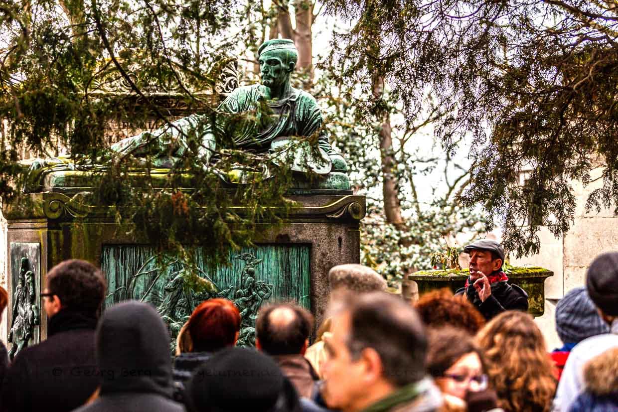 Geführter Gruppenrundgang über den Friedhof Père-Lachaise in Paris / © Foto: Georg Berg