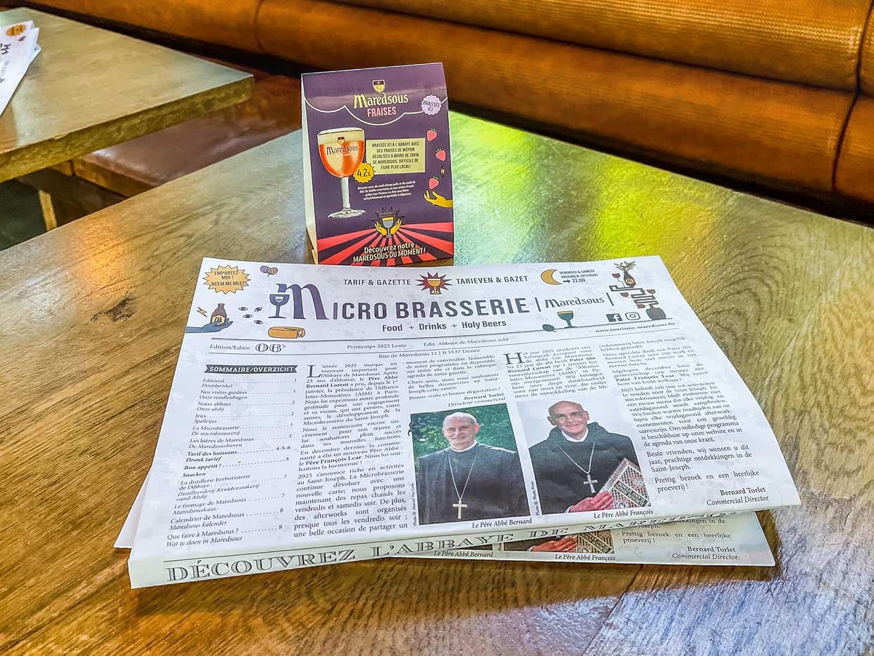 la gazette de la microbrasserie Maredsour informe aussi sur la vie monastique mais surtout sur la bière / © photo : Angela Berg