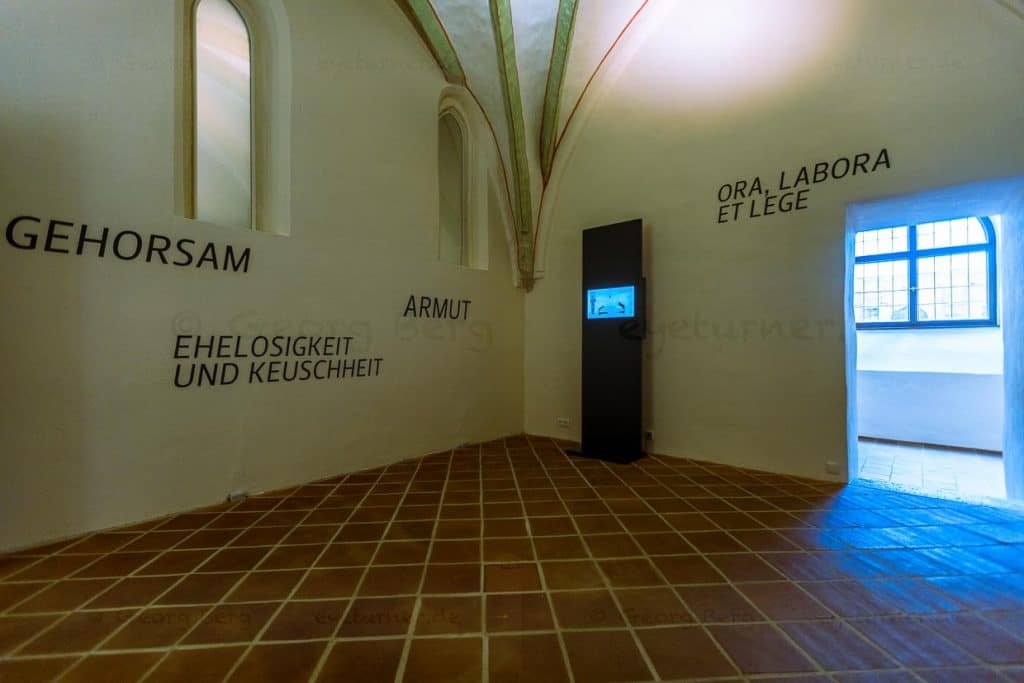 Klostermuseum im Kreuzgang von Kloster Neuzelle. Es erzählt vom Leben und Alltag der Mönche, Novizen und Arbeiter / © Foto: Georg Berg