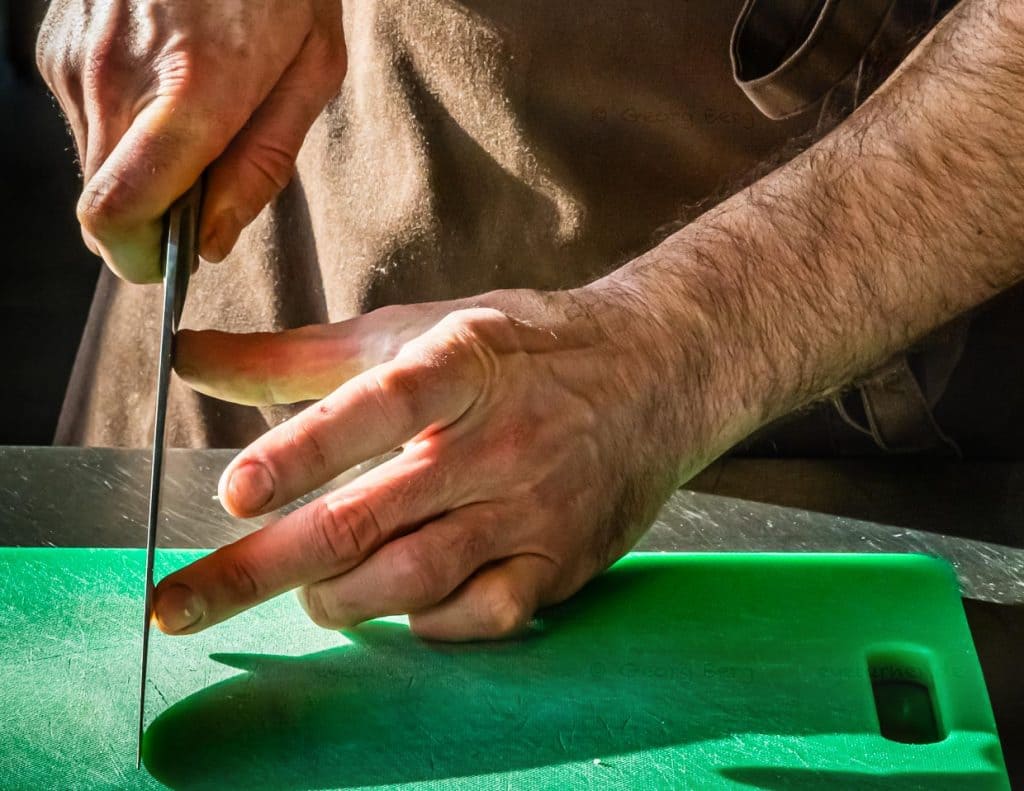 Wie benutzt man Küchenmesser richtig? / © Foto: Georg Berg