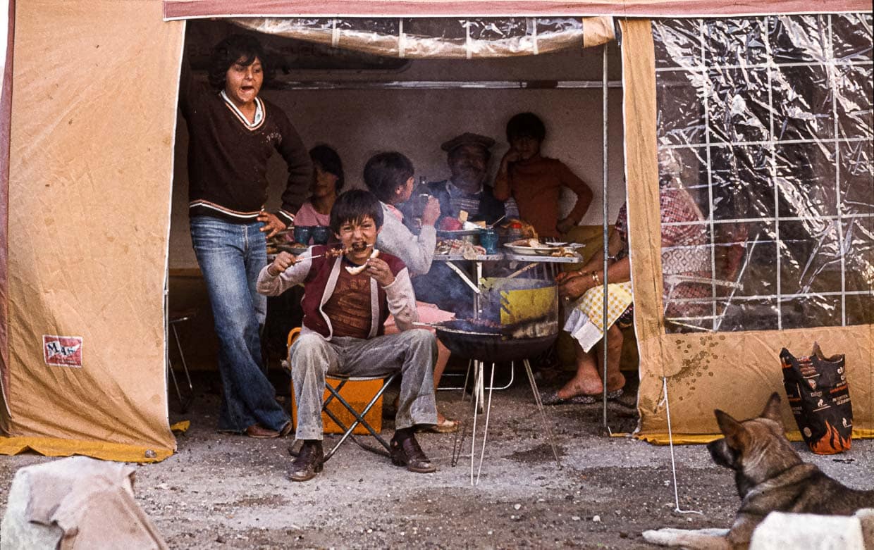 Der familiäre Zusammenhalt ist wichtiger als alle materiellen Güter / © Foto: Georg Berg