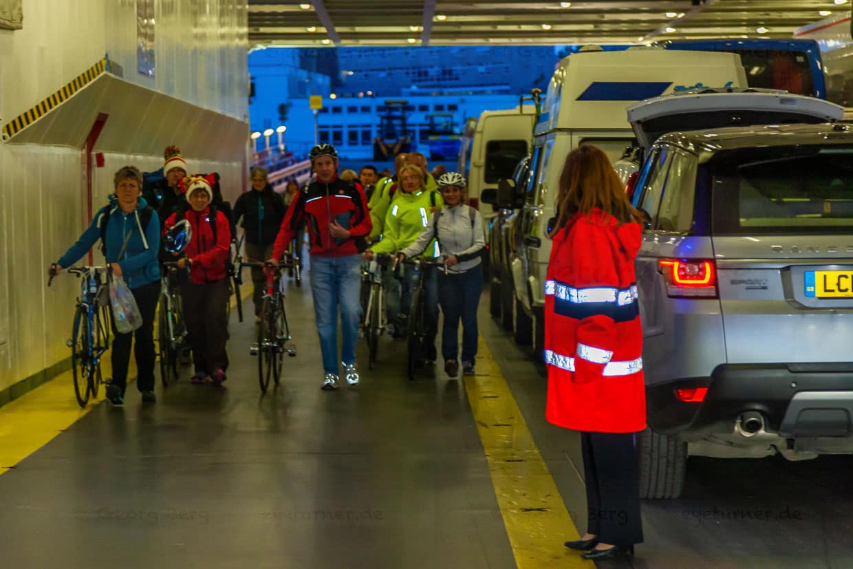 Auch bei Fahrradurlaubern ist die Verbindung zwischen England und Frankreich beliebt / © Foto: Georg Berg