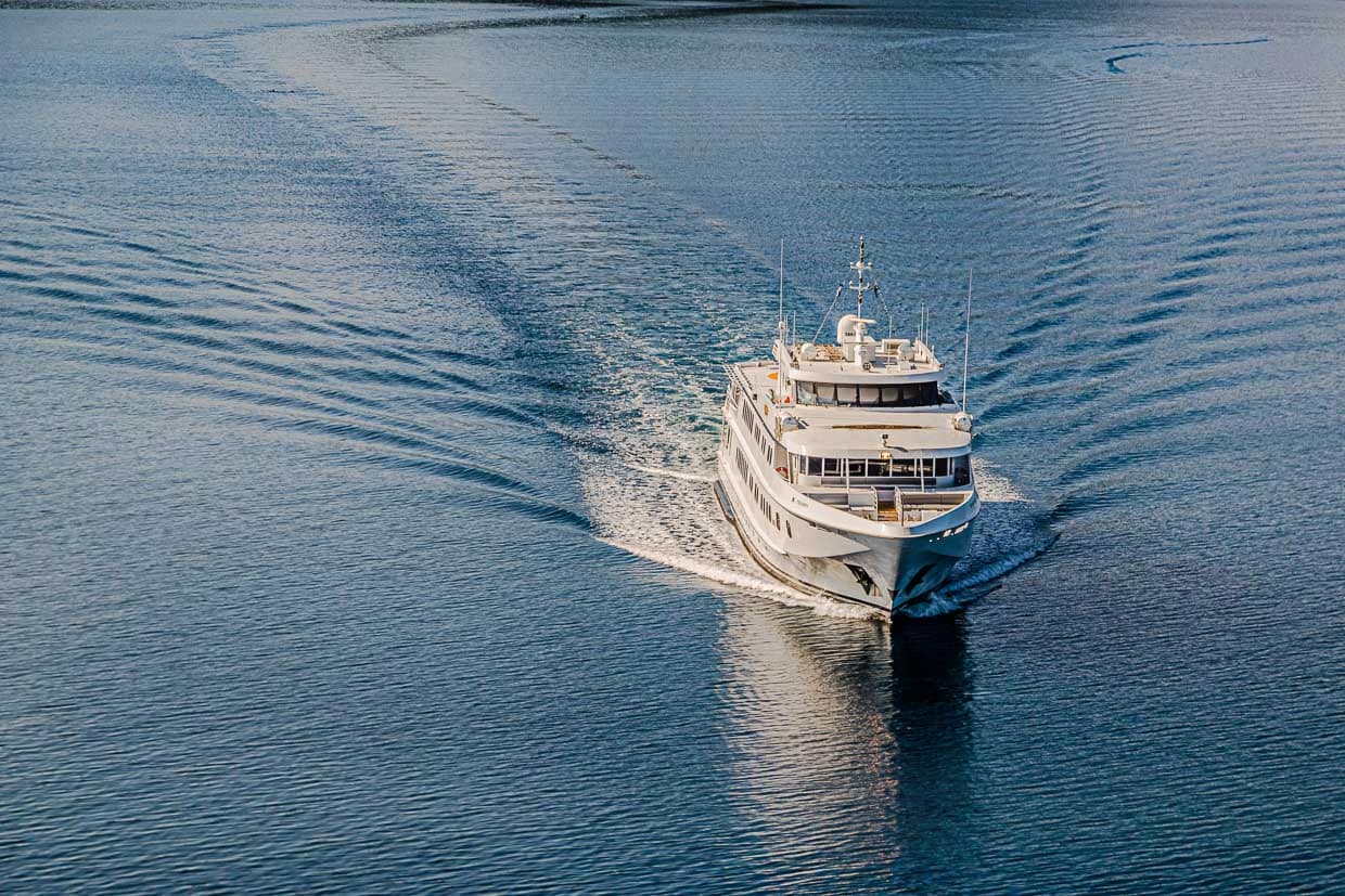 Die Mega-Yacht True North unterwegs zwischen Australien, Indonesien und Papua Neuguinea / © Foto: Georg Berg