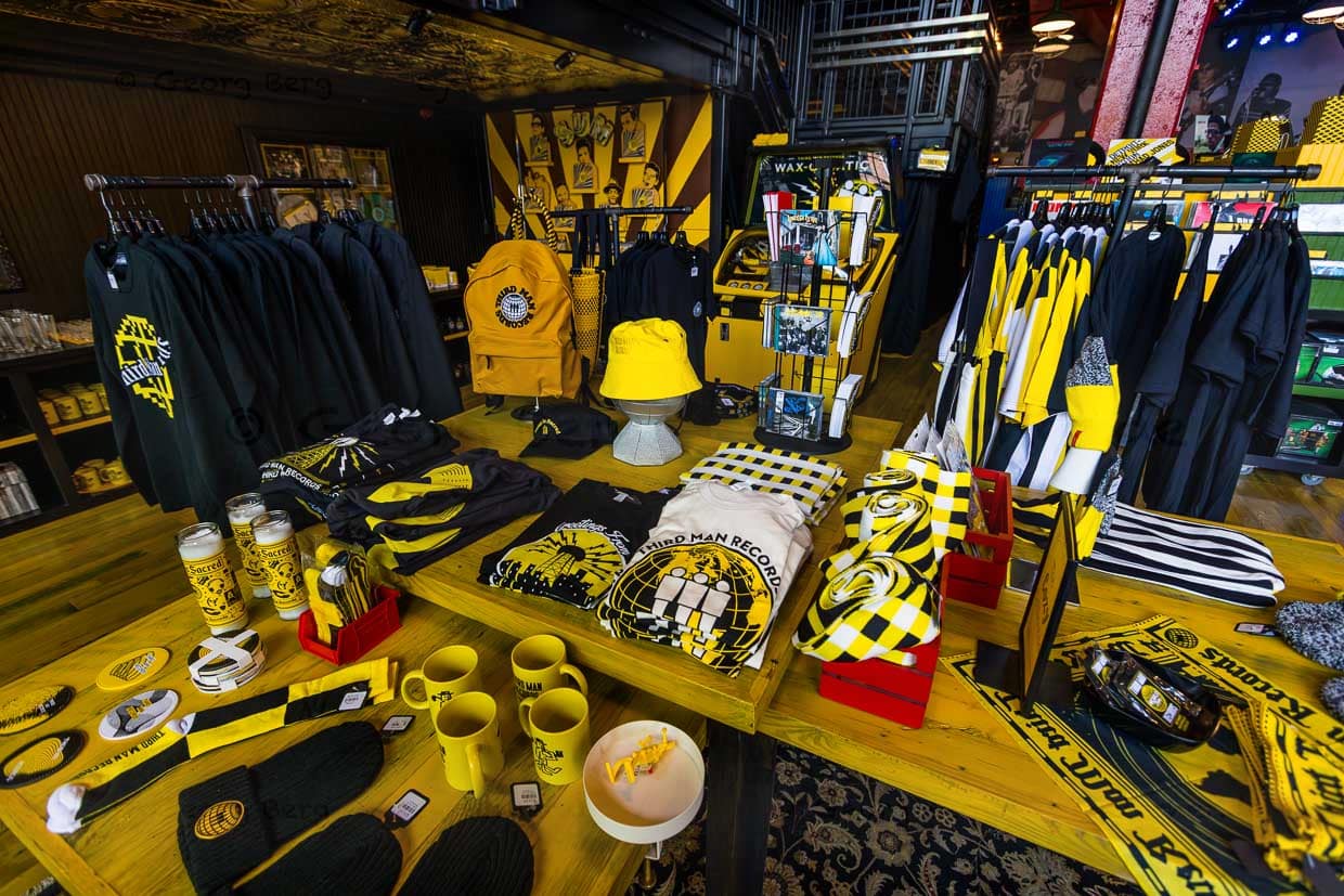 Die Markenfarben von Third Man Records: Gelb-Schwarz, Vintage, Rock'n'Roll / © Foto: Georg Berg