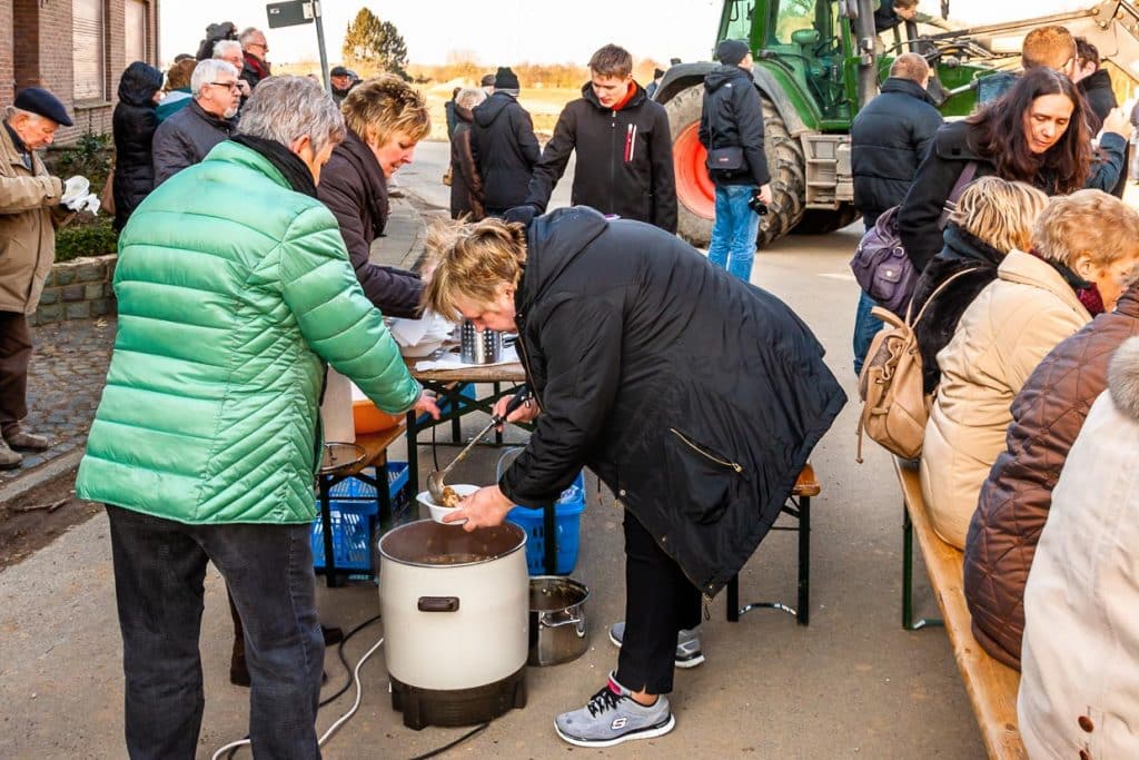 Für alle eine warme Trostsuppe / © Foto: Georg Berg