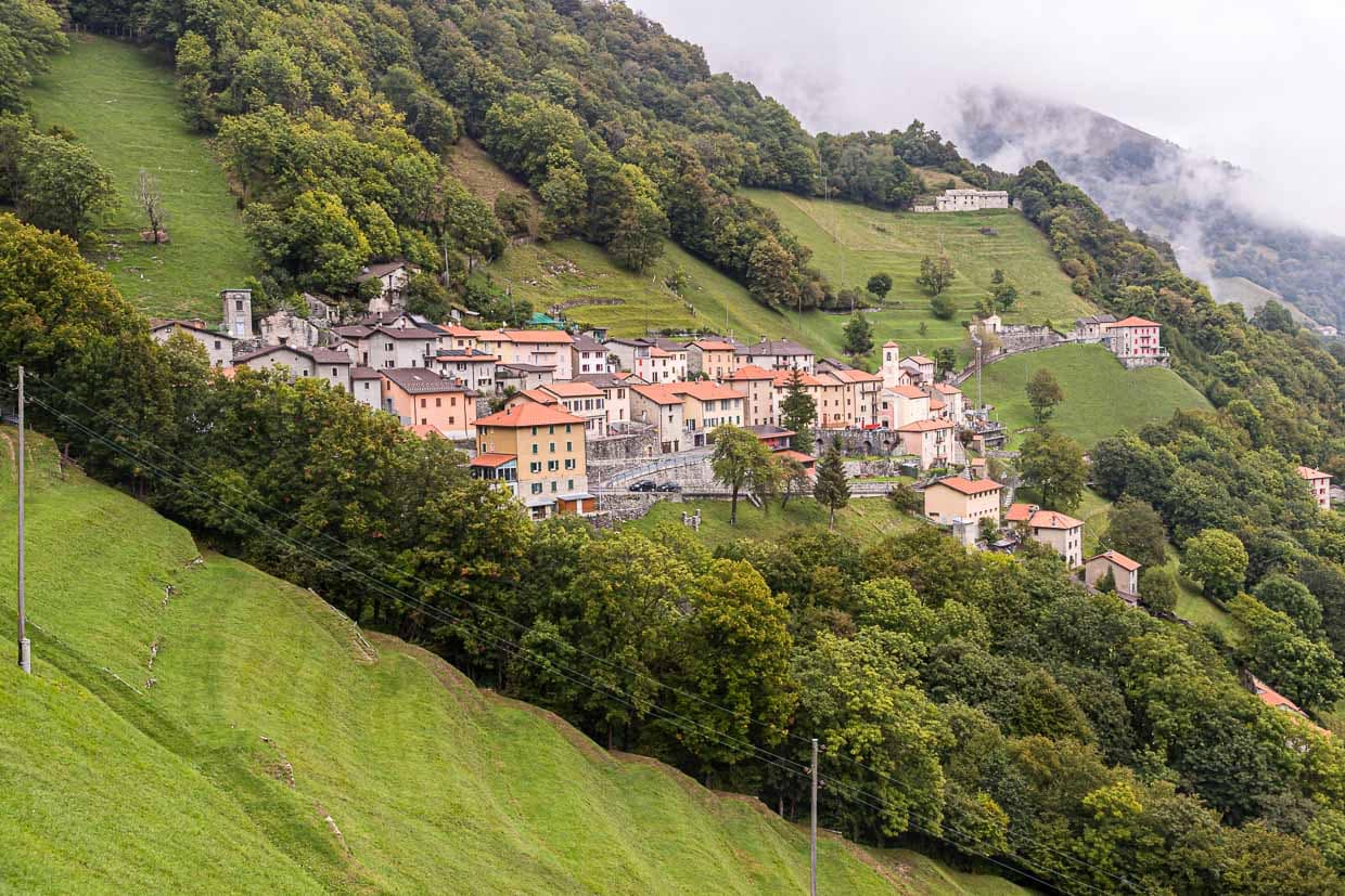Im Dorf Scudellate leben noch 20 Menschen. Das würde auf Dauer nicht reichen, um den Ort im Valle di Muggio zu erhalten / © Foto: Georg Berg
