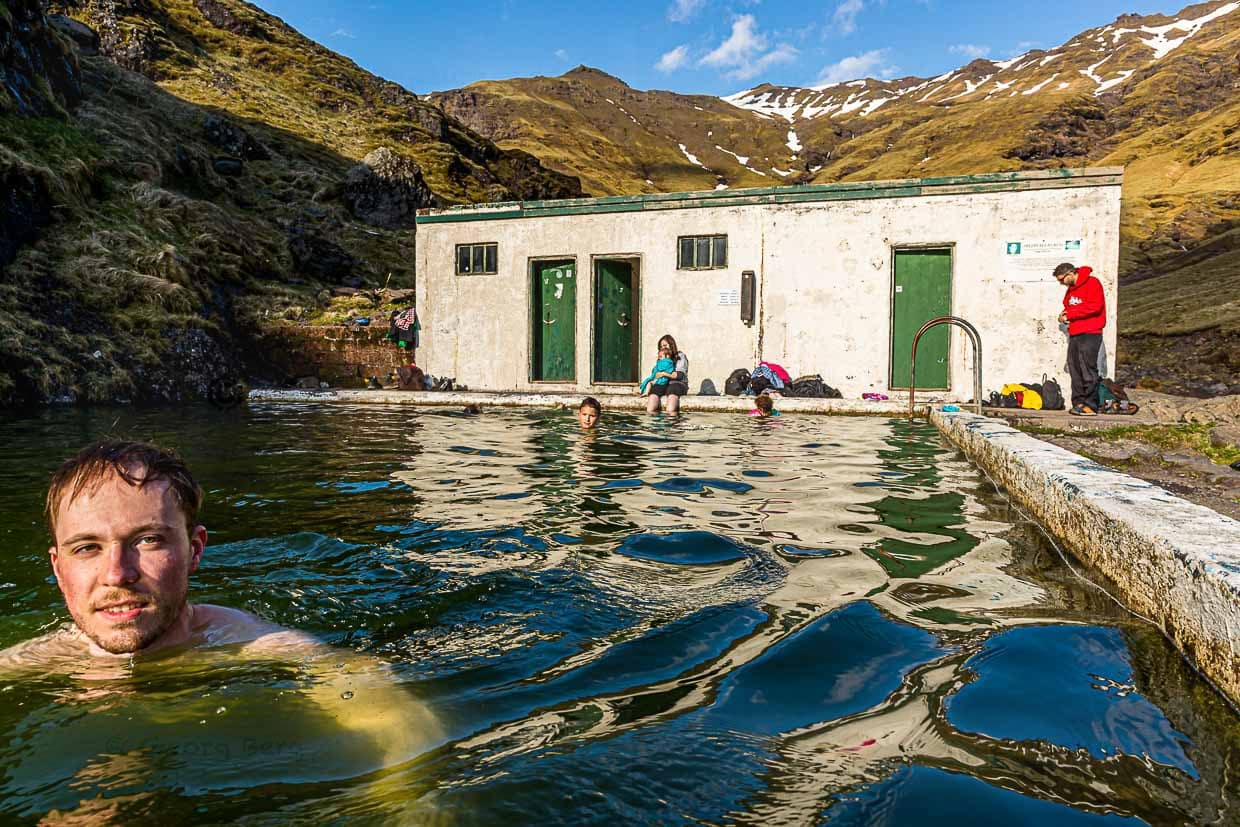 Seljavellir Geothermal Pool / © Photo: Georg Berg