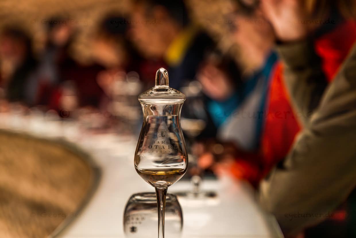 Tasting glass for cognac in the Baron Otard House at Cognac Castle. Guided tours and tastings combine the history of the château and the beginning of spirits production from the end of the 18th century / © Photo: Georg Berg