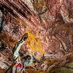 Long Tom Dreaming - Der Guide Thommo (Name geändert) erklärt die 20.000 Jahre alte Aborigine-Kunst seiner Vorfahren / © Foto: Georg Berg