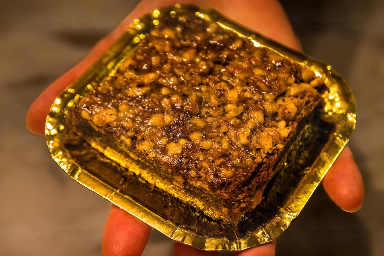 Der Brownie wurde Ende des 19. Jahrhunderts in der Küche des Palmer House auf Anweisung von Bertha Palmer für die Columbian Exposition World's Fair von 1893 kreiert. Er ist nach wie vor eine der beliebtesten Süßspeisen im Hotel und kann im Salon bestellt werden oder zum Mitnehmen in einem kleinen Shop in der ersten Etage gekauft werden / © Foto: Georg Berg