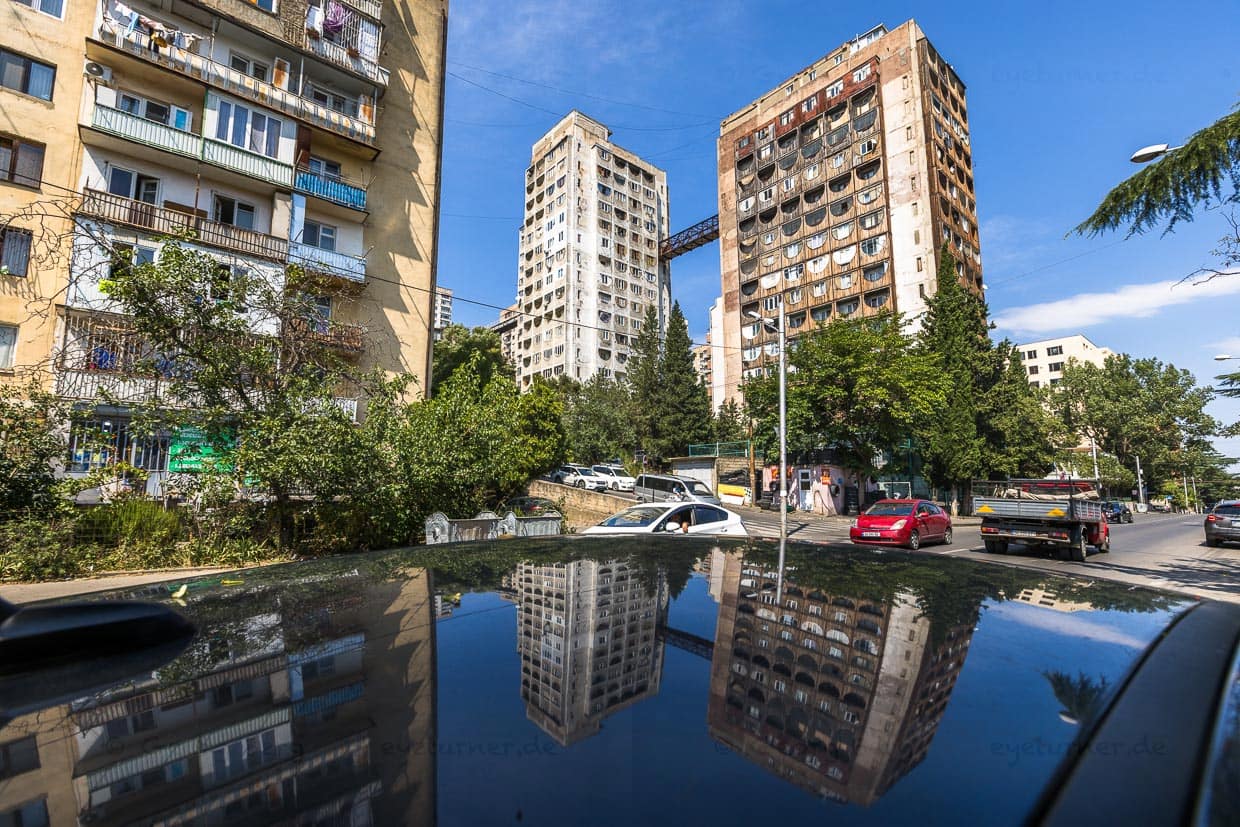 Die meisten Appartments in den ursprünglich zu Sowjetzeiten gebauten Wohnblocks sind jetzt beliebte Eigentumswohnungen der langjährigen Besitzer / © Foto: Georg Berg