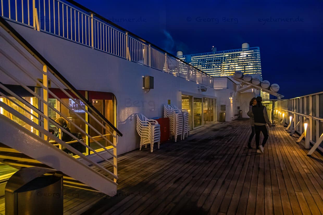 Vor dem Schlafengehen noch mal frische Luft tanken / © Foto: Georg Berg