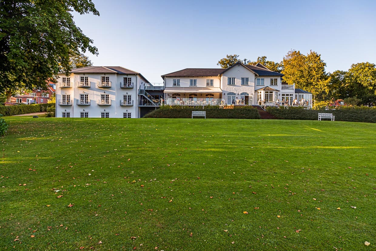 Hotel Stella Maris ist ein luxuriöses Boutique Hotel in einem historischen Herrenhaus. Das hauseigene Gourmetrestaurant verbindet französische Küche mit regionalen Spezialitäten / © Foto: Georg Berg