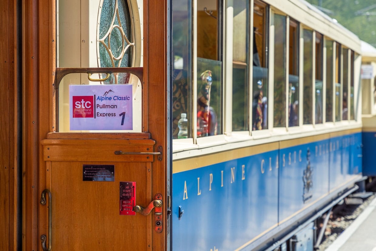 Switzerland Travel Center STC bietet Zugreisen im nostalgischen und luxuriösen Pullman Express / © Foto: Georg Berg
