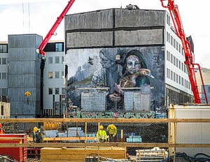 Fortschritt kennt kein Pardon. Heimat ist, wohin man sich begibt. Familie ist das, was man selbst daraus macht. / © Foto: Georg Berg