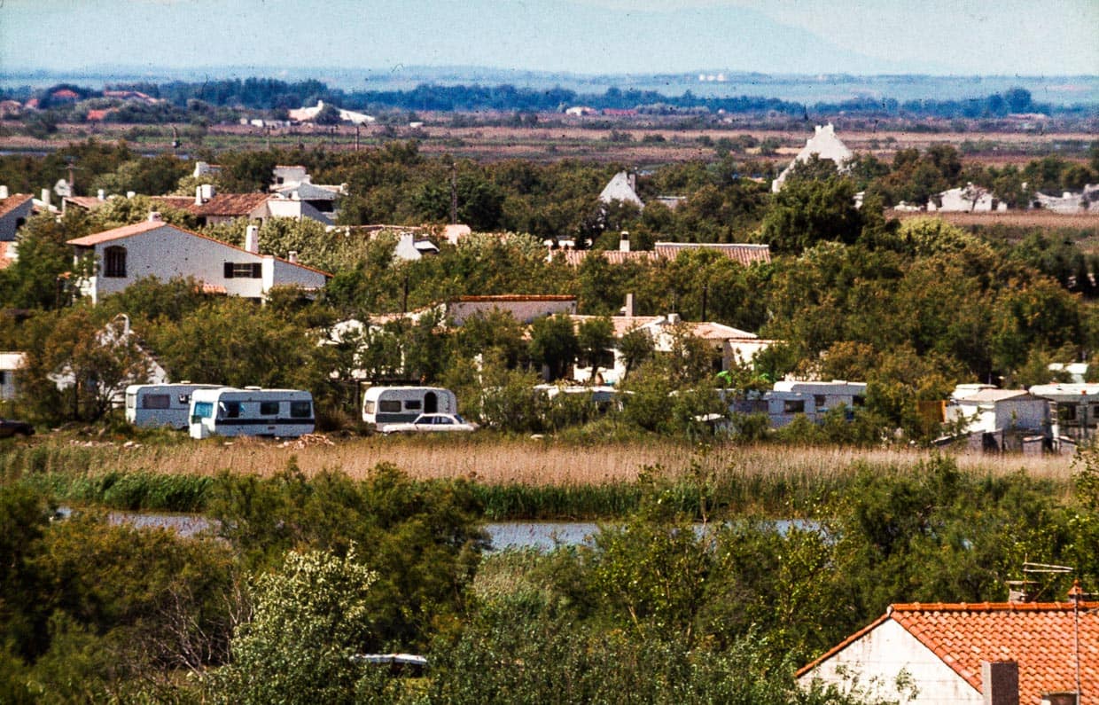 Friedliches Miteinander ist in Saintes-Maries-de-la-Mer seit Jahren Brauch / © Foto: Georg Berg