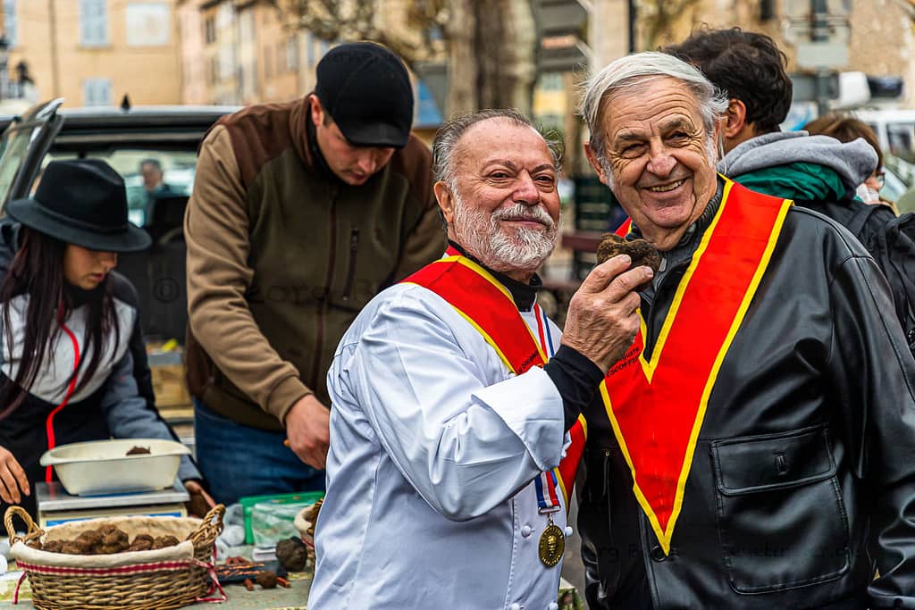 Hochdekorierte Köche der französischen Escoffier Vereinigung / © Foto: Georg Berg