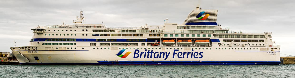 Die Pont Aven, das Flaggschiff der Brittany Ferries / © Foto: Georg Berg