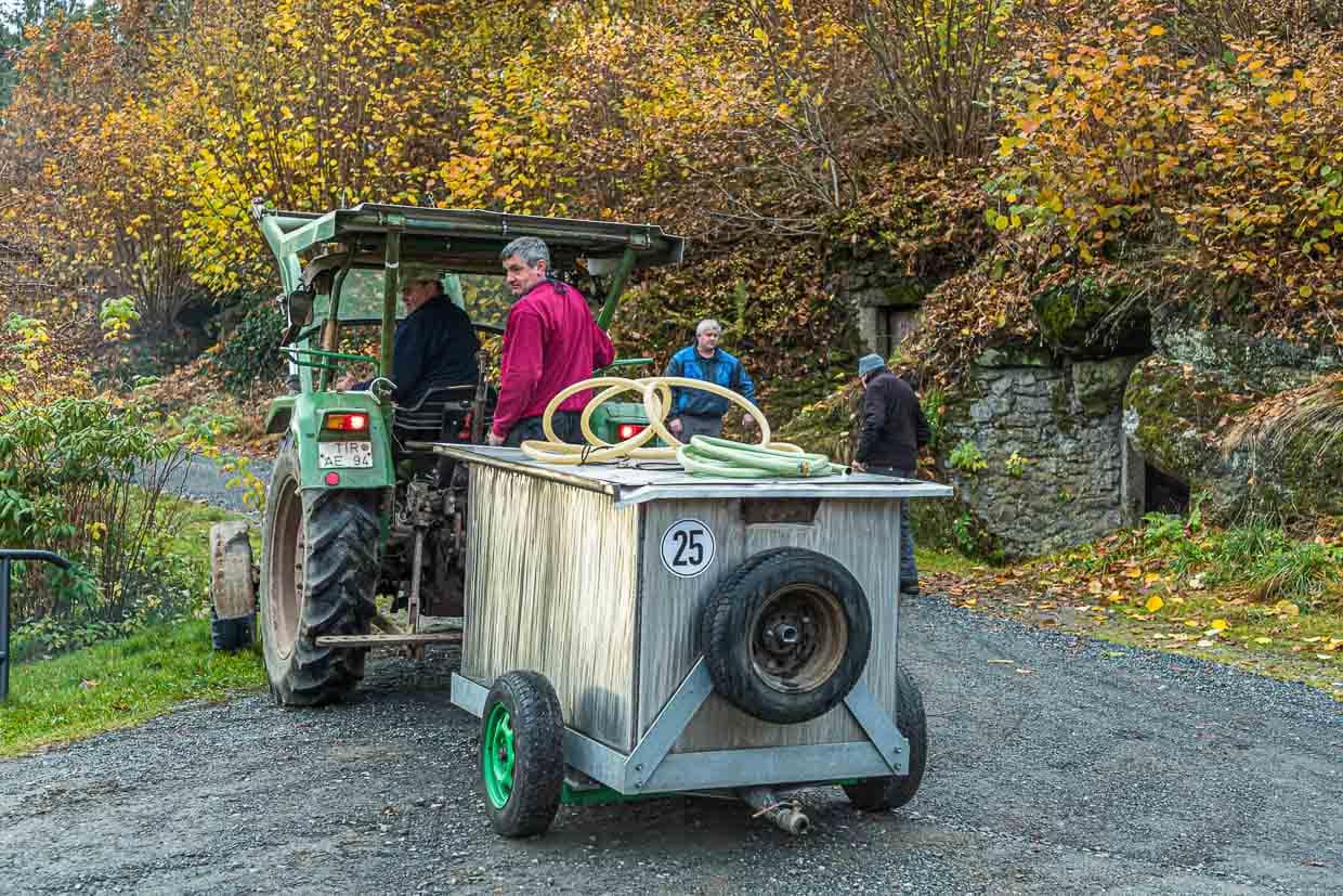 Die Stammwürze auf dem Weg zum Gärkeller. Die Eingänge zu den Zoigl-Felsenkellern verstecken sich heute in der Vegetation der Oberpfalz.