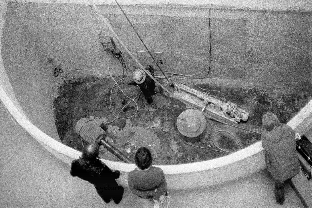 Pompe à miel de Joseph Beuys, documenta 6 à Kassel 1977 / © Foto : Georg Berg