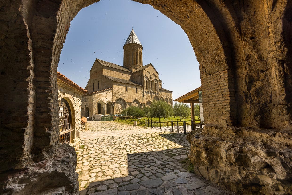 Der Dom im orthodoxen Alawerdi-Kloster ist die drittgrößte Kirche Georgiens.  / © Foto: Georg Berg