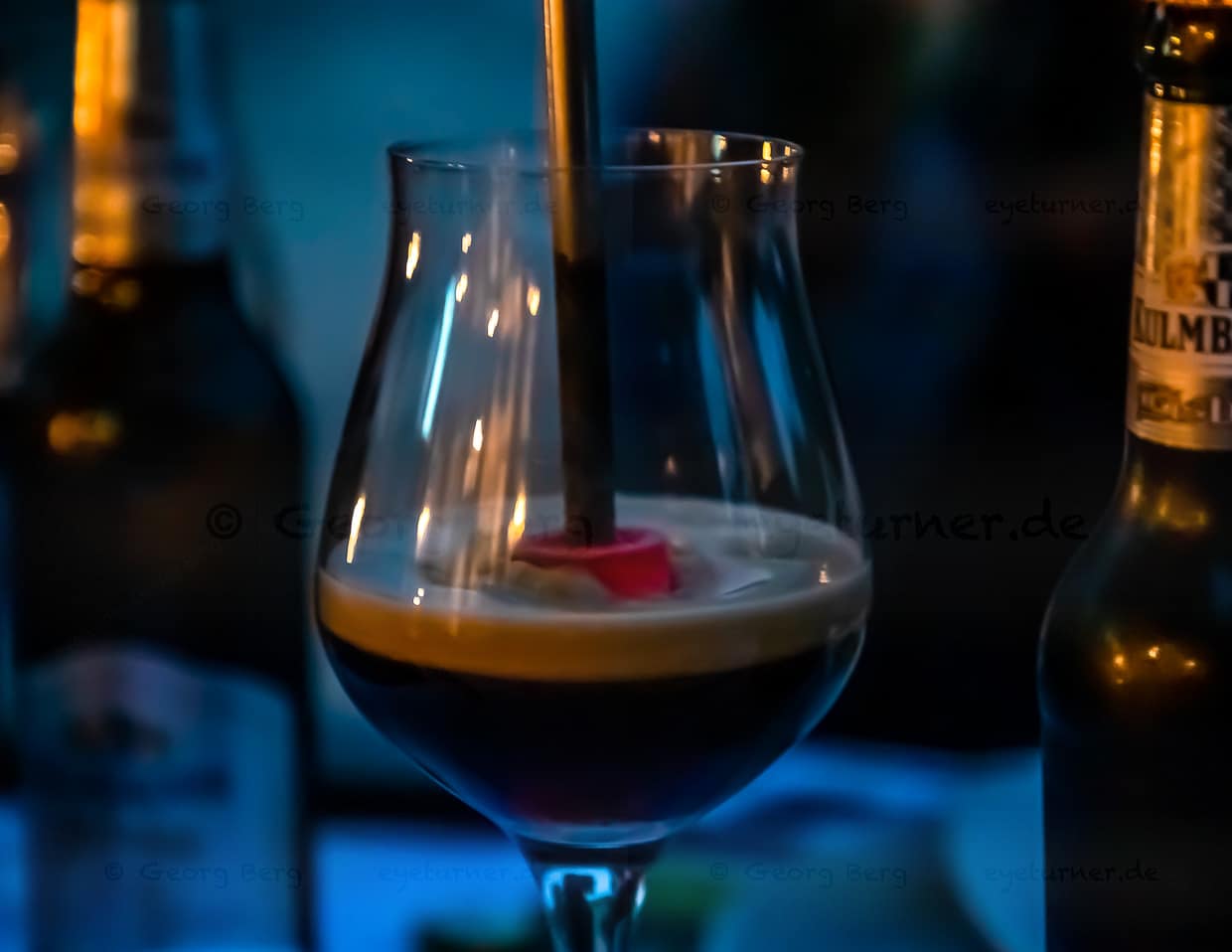 Heißes Finale: Ein gestacheltes Eisbockbier / © Foto: Georg Berg