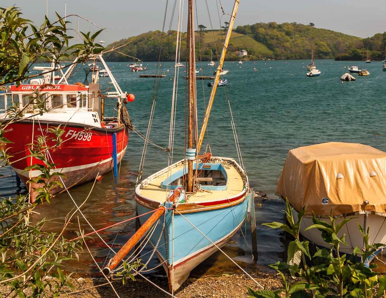 Diesem Segelboot sieht man nicht sofort an, dass es zum Austernfischen verwendet wird / © Foto: Georg Berg