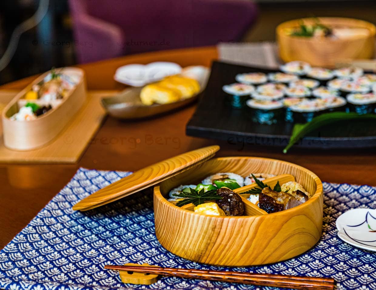 Trois boîtes à bento remplies / © Photo : Georg Berg