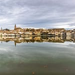 Castelnaudary hinter dem Bassin des Canal du Midi / © Foto: Georg Berg