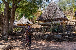 Lumbung Reis-Scheunen auf der Insel Alor in Indonesien / © Foto: Georg Berg
