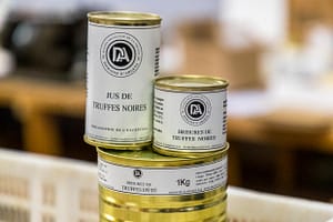 Domaine D’Argens entwickelt seit über 30 Jahren eigene Trüffelprodukte. Verarbeitet werden fünf Arten von Trüffel:  Tuber Melanosporum, Tuber Brumale Vitt, Tuber Uncinatum Vitt.Tuber Aestivum Vitt. Tuber Magnatum / © Foto: Georg Berg