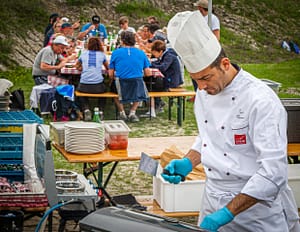 Wander-Marathon durch die Toskana. Sommer Picknick mit Koch in der Nähe von Montalcino / © Foto: Georg Berg