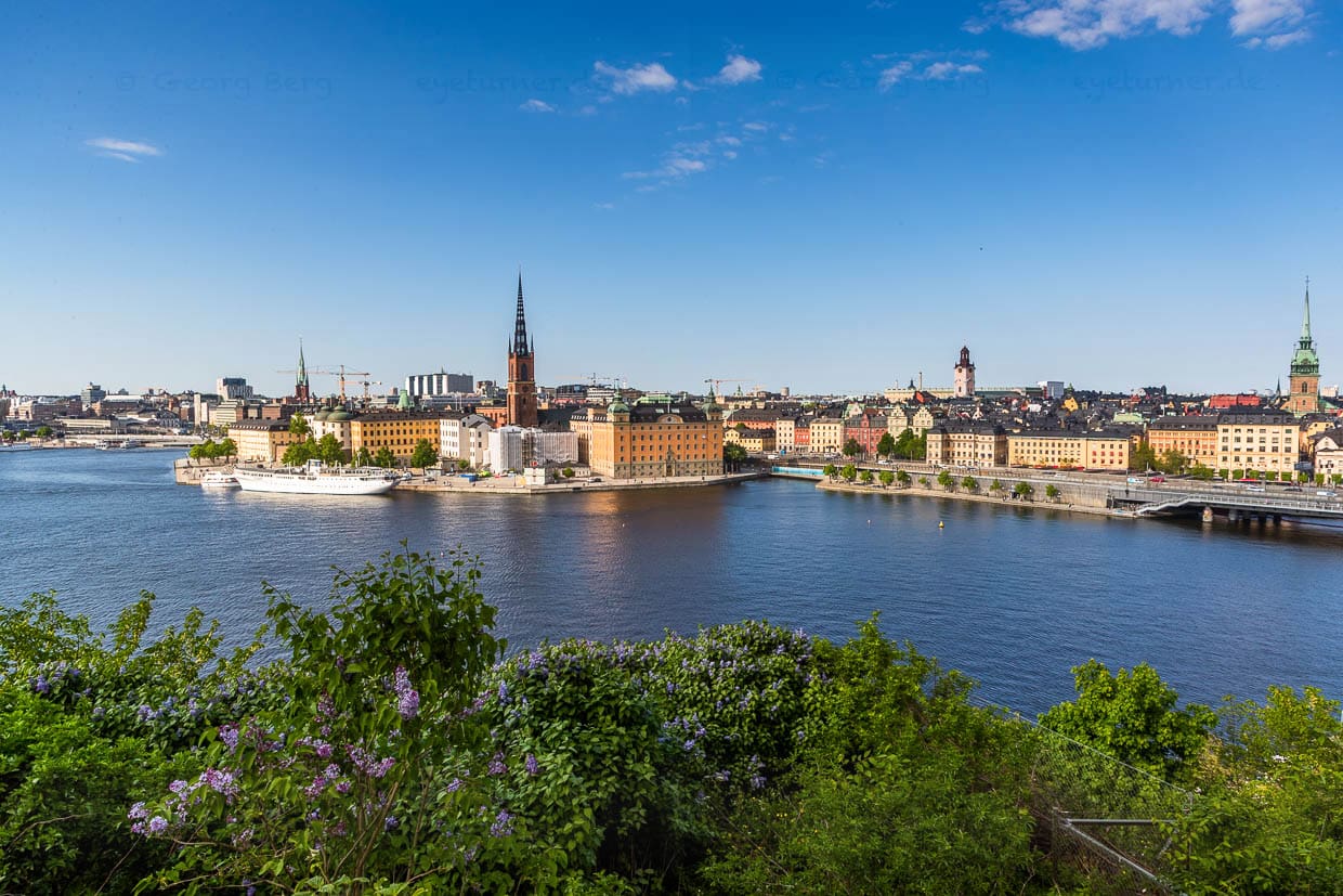 View from Monteliusweg in Södermalm to the old town of Stockholm / © Photo: Georg Berg